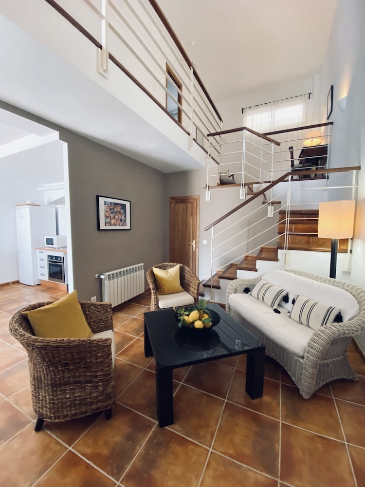 Panoramic Suite, Multiple Beds, Non Smoking, Partial Ocean View