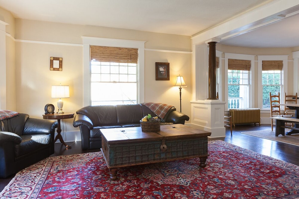 House, 3 Bedrooms