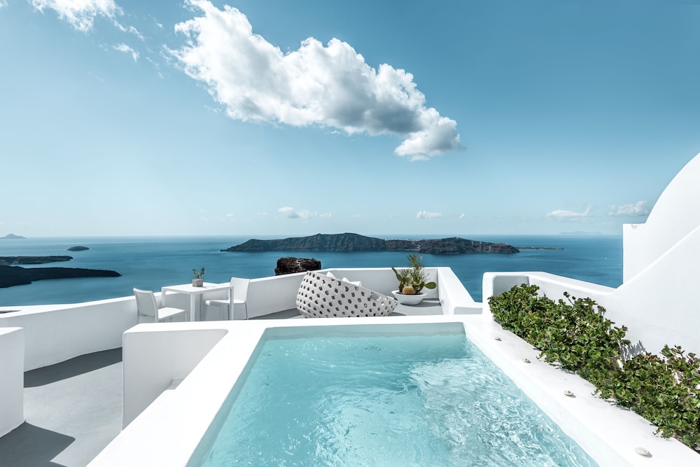 Junior Suite (with Plunge Pool) - Photo 9