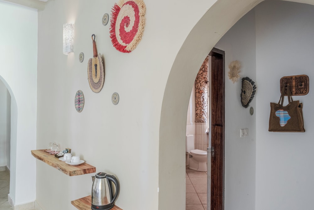 Standard Room - Photo 12