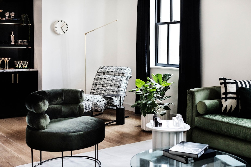 2 Bedroom Loft Suite, Penthouse, 1 King, 1 Queen, Terrace - Photo 13
