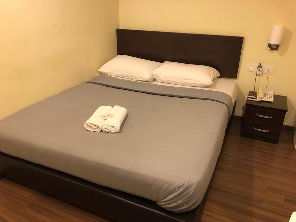 Standard Double Room, 1 Queen Bed
