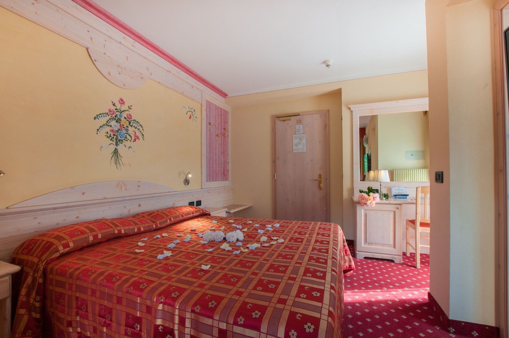Double or Twin Room photo 1