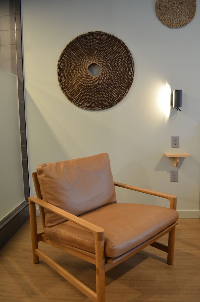 Stonebreaker Hotel, Foto 5