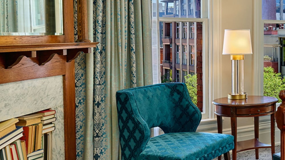 Premium Room, Corner - Photo 8