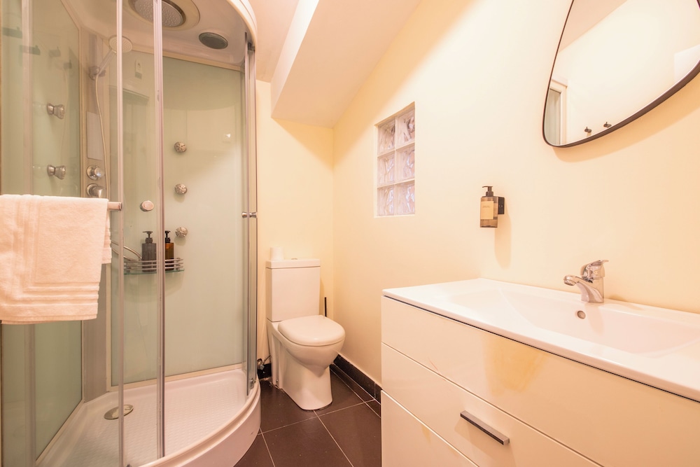 Classic double room, garden view