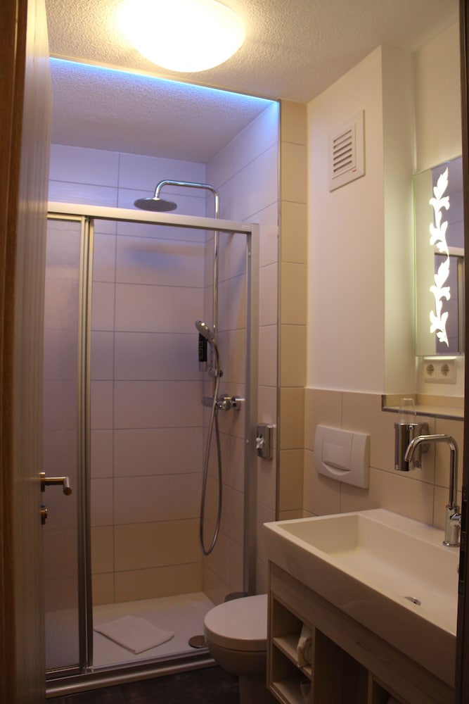 Double Room - Photo 2