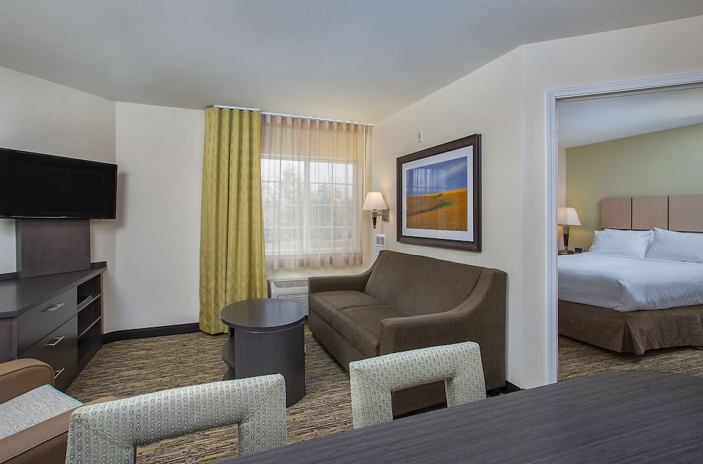 Suite, 1 Bedroom, Accessible (Mobility) photo 3