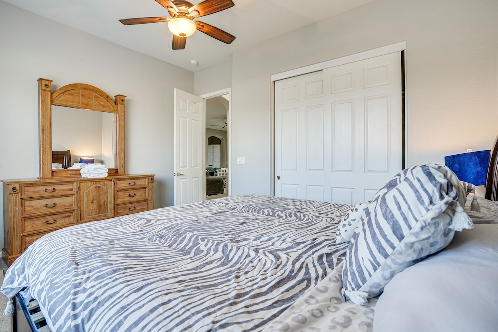 House (4 Bedrooms) photo 1