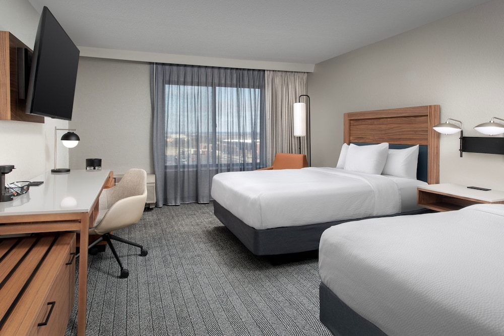 Room, 2 Double Beds - Photo 2