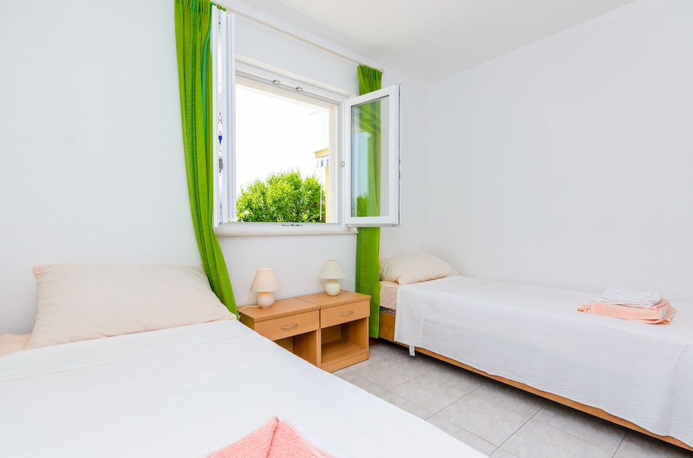 Twin Room, Patio, Garden View