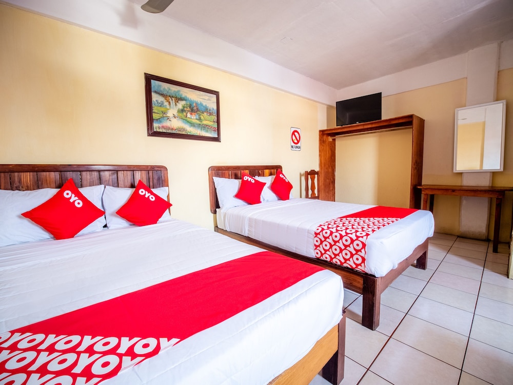 Standard Room (Three beds) - Photo 1