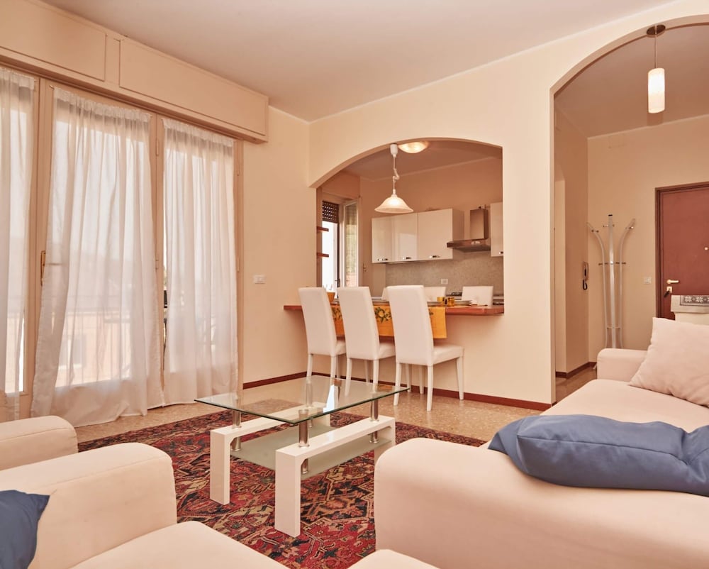 Apartment, 2 Bedrooms photo 2