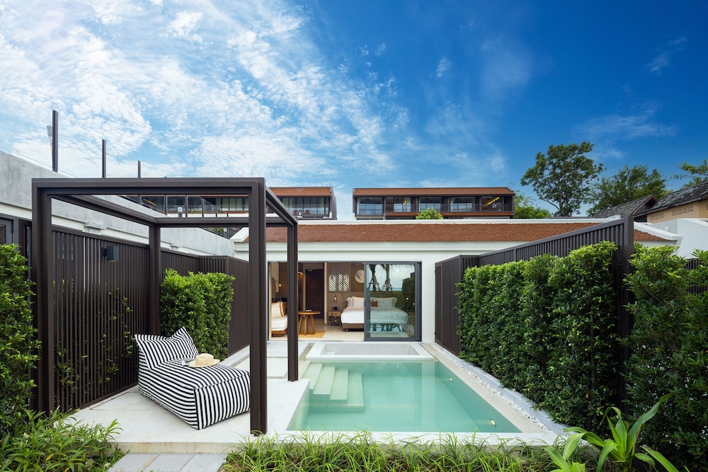 Beachfront Pool Villa - Photo 16