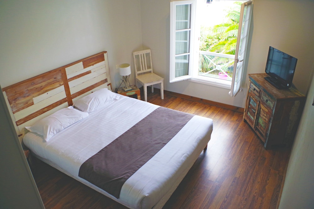Standard Double Room - Photo 1