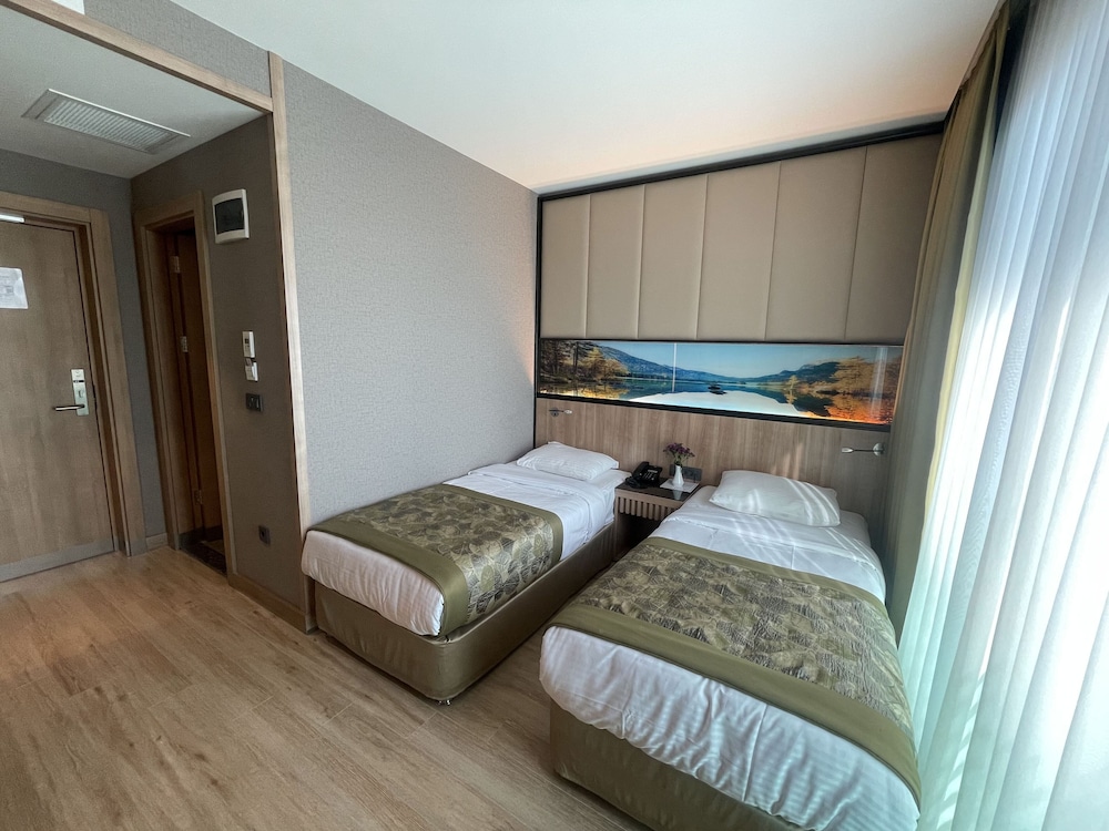 Standard Twin Room photo 2