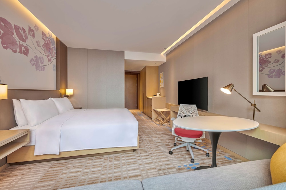 Room, 1 King Bed photo 1