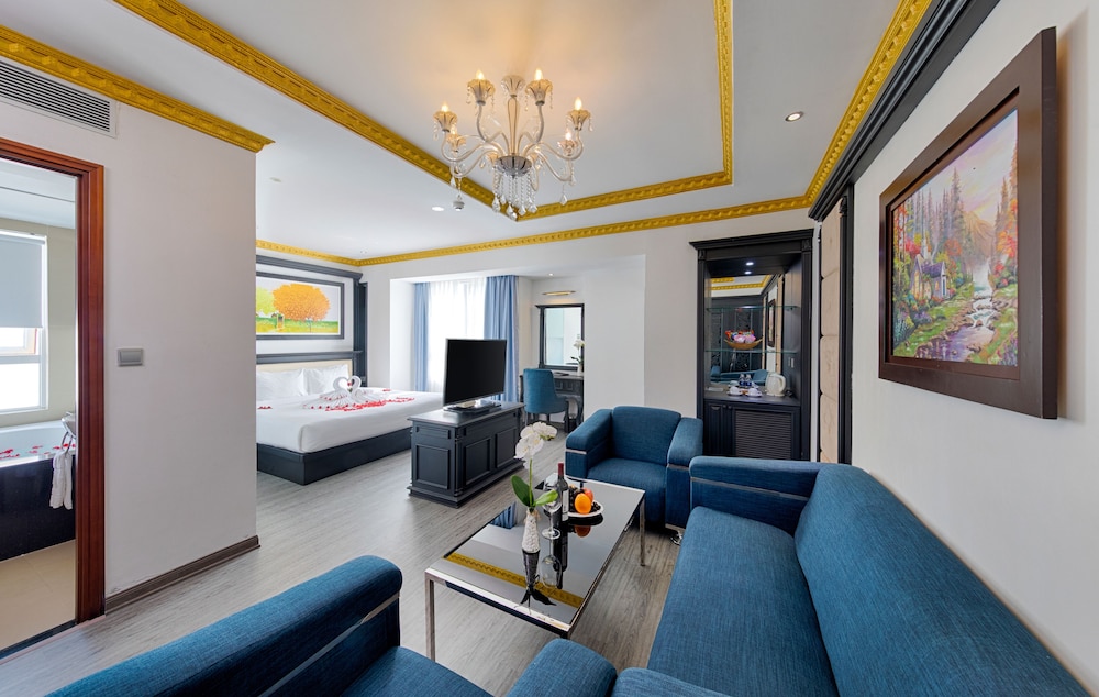 Deluxe Double Room, City View