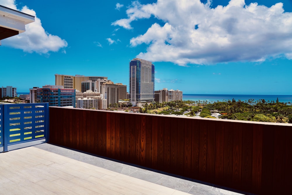 Platinum Ocean View Terrace (Club Access) - Photo 7