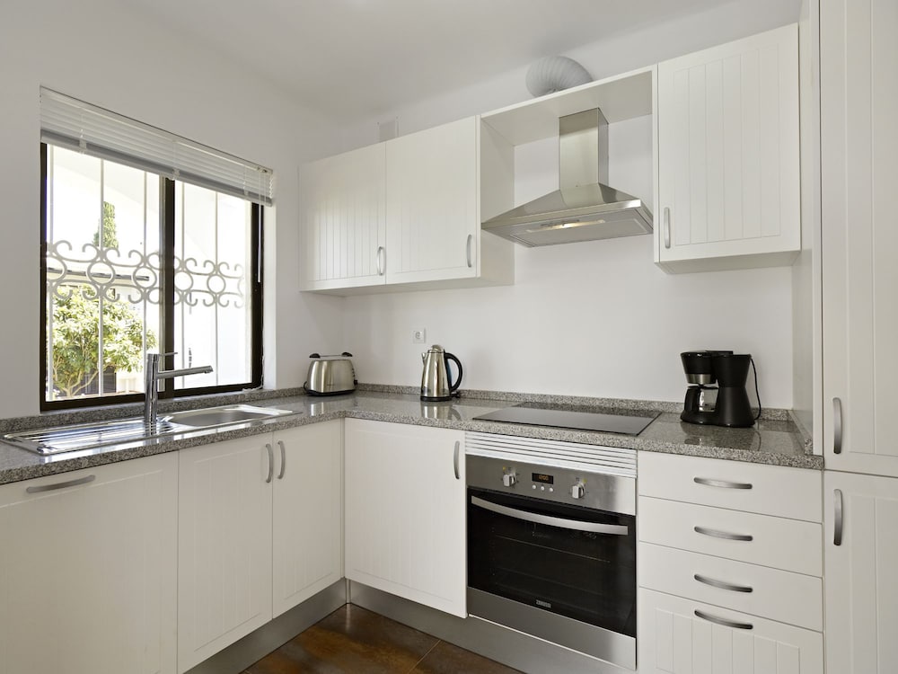 Duplex, 2 Bedrooms, Sea View thumbnail 6