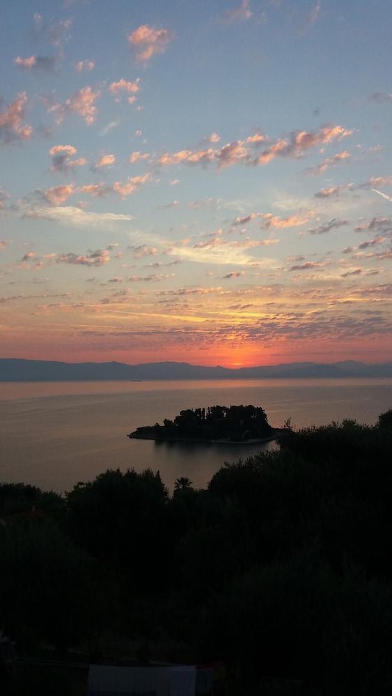 Durrell Corfu Strawberry-Pink Villa, 写真 2