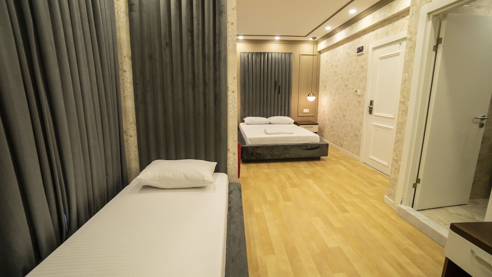 Family Triple Room photo 3