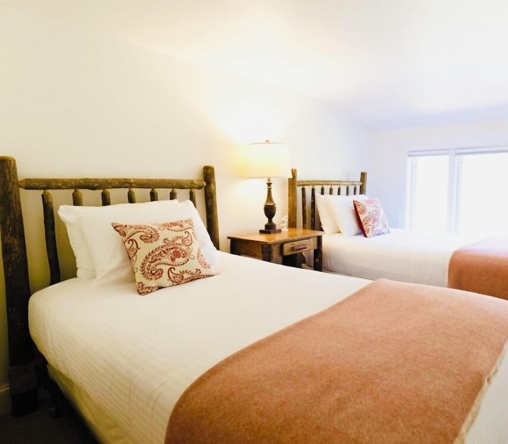 Deluxe Studio Suite photo 2