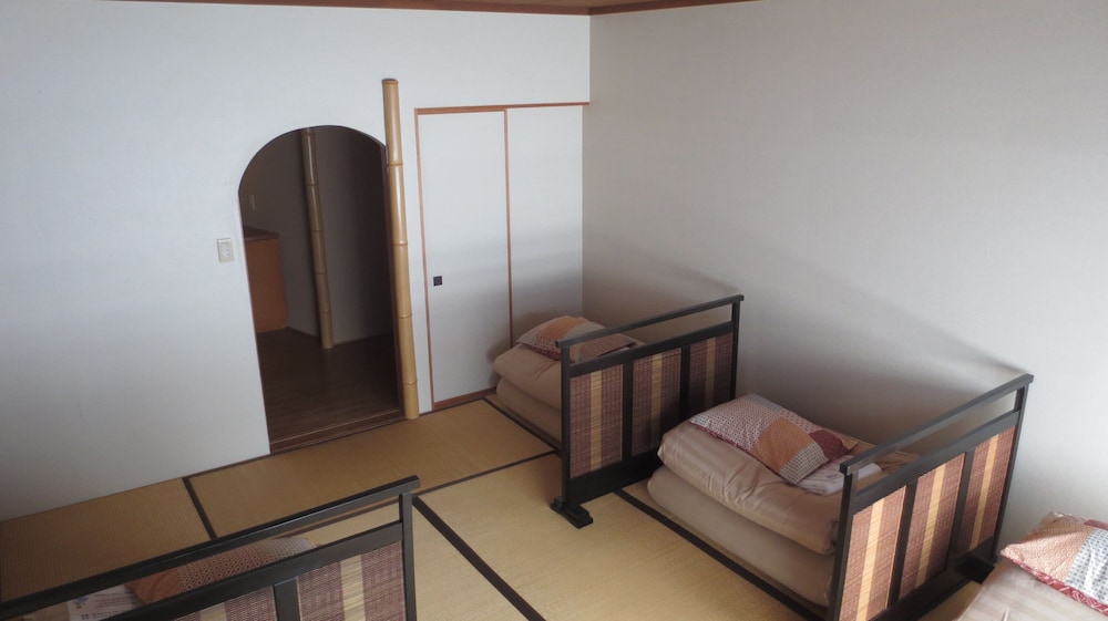 River View Japanese Style Female Dormitory photo 1