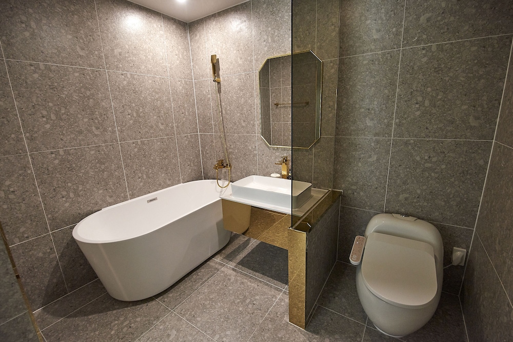 Deluxe Twin Room - Photo 4