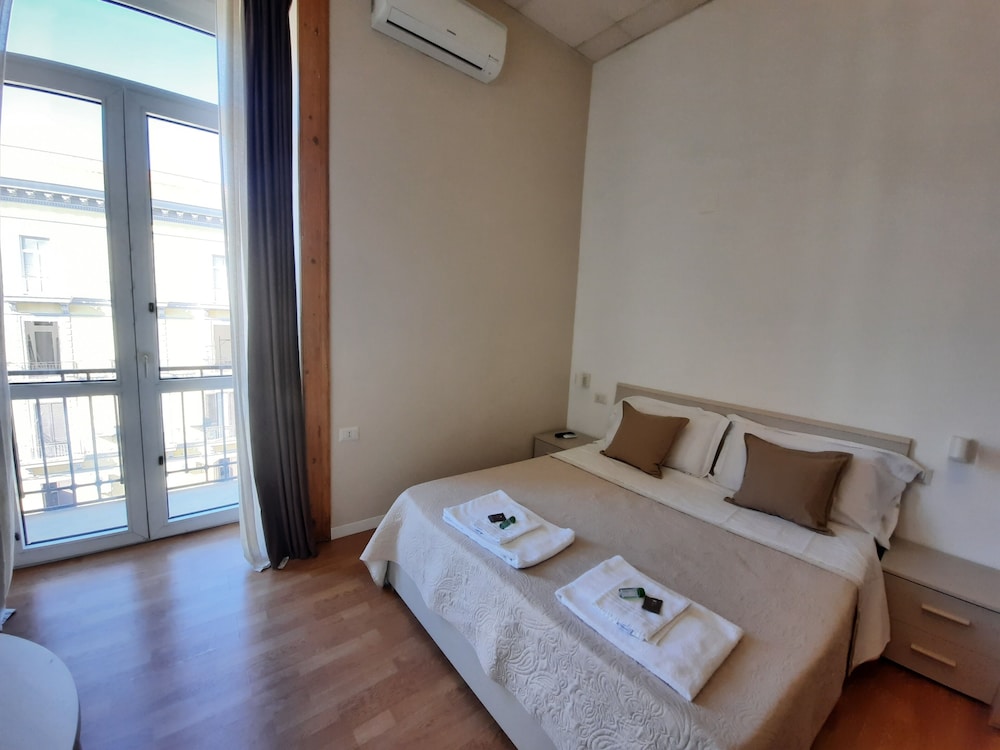 Superior Double Room, Private Bathroom, City View