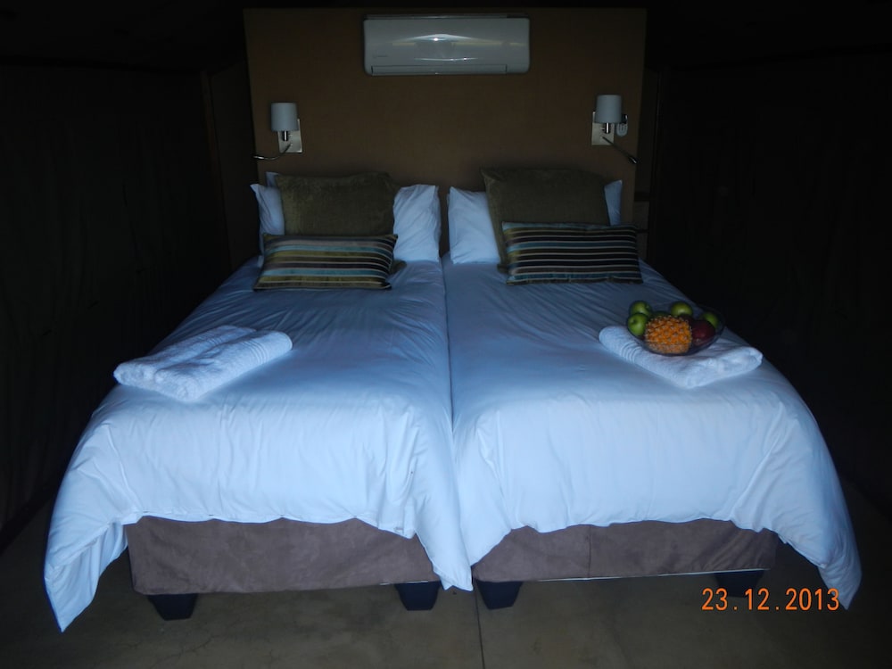 Ituri Tent 02 (9) photo 1