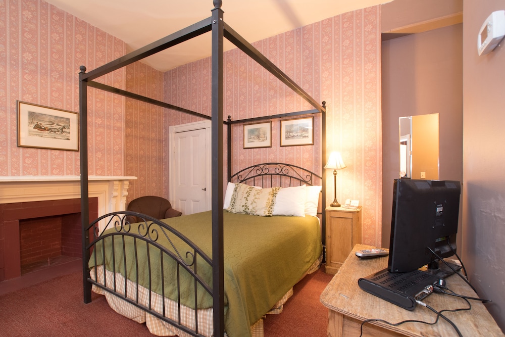 Standard Room photo 3