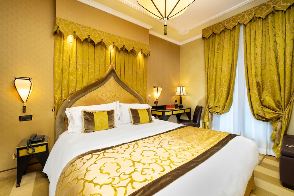 Deluxe Double or Twin Room, Canal View