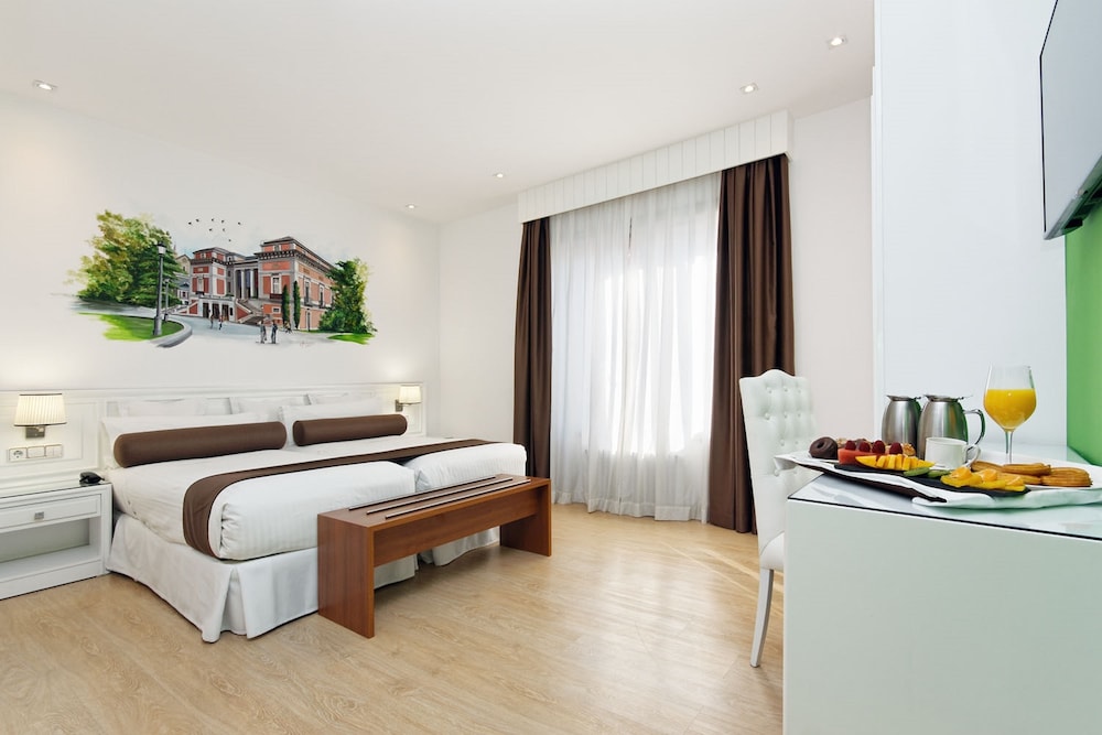 Double Room - Photo 4