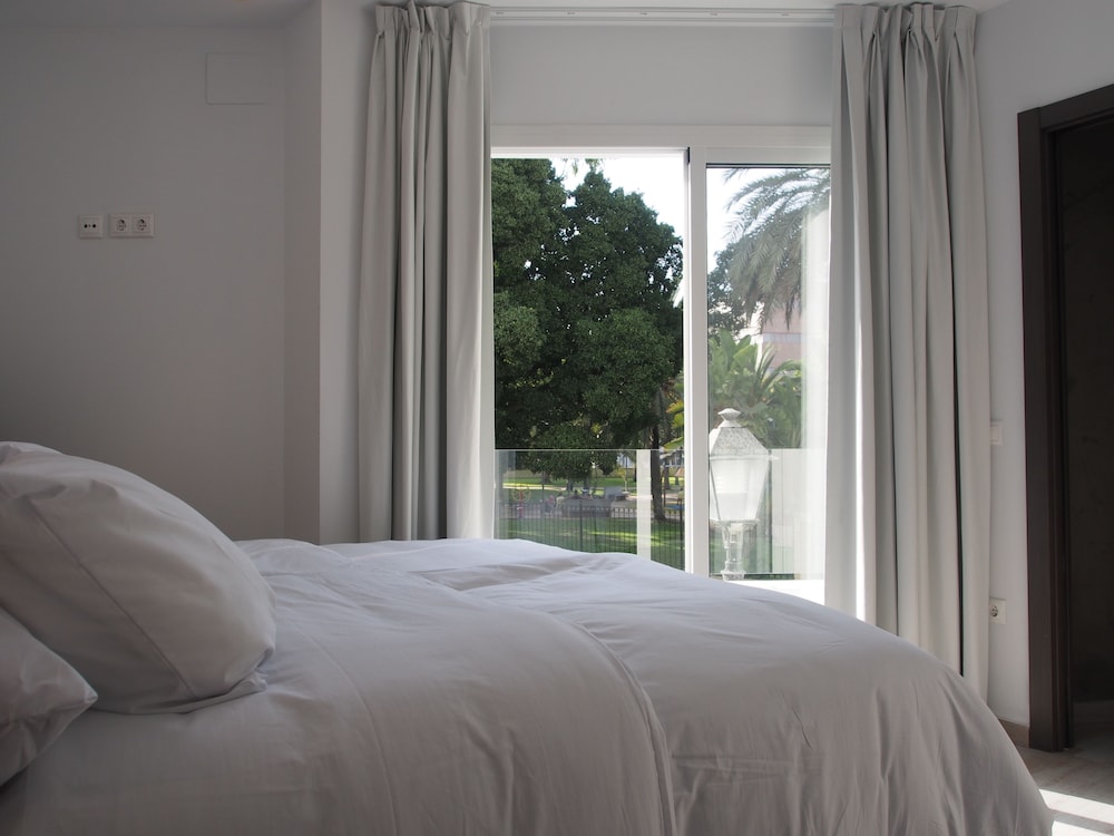 Family Suite, 2 Bedrooms, Park View photo 2