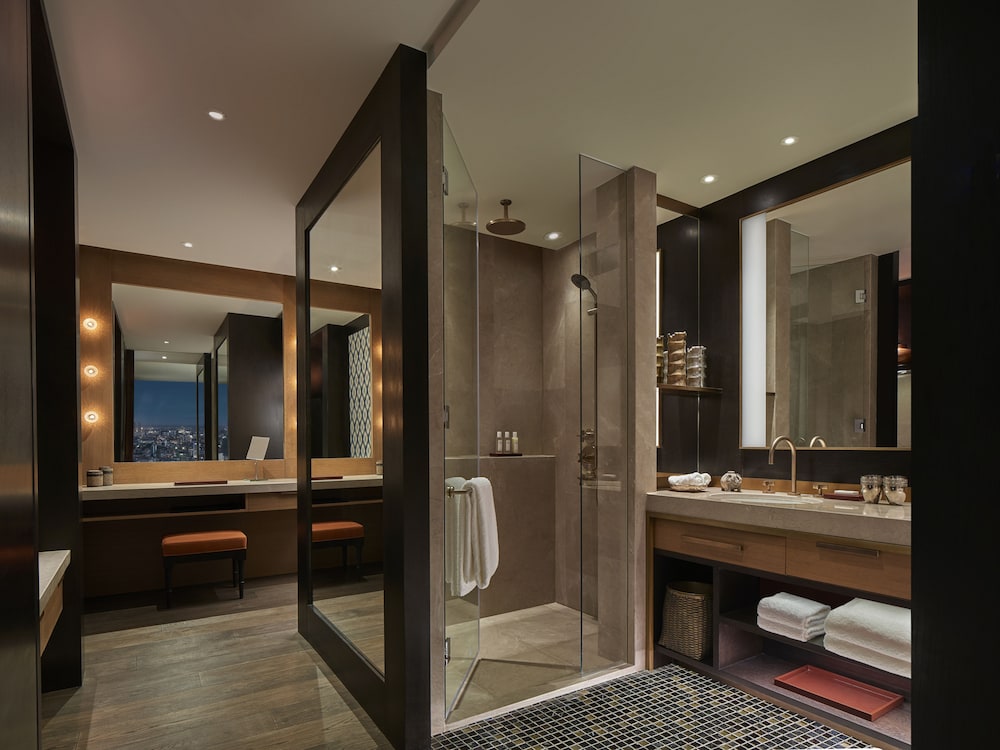 Executive Room, 1 King Bed photo 1