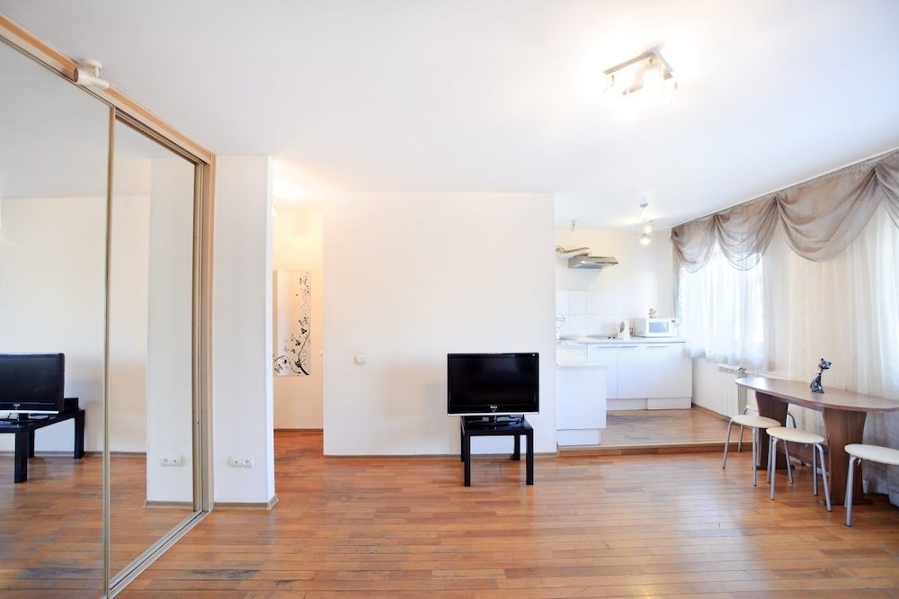 Economy Apartment photo 2