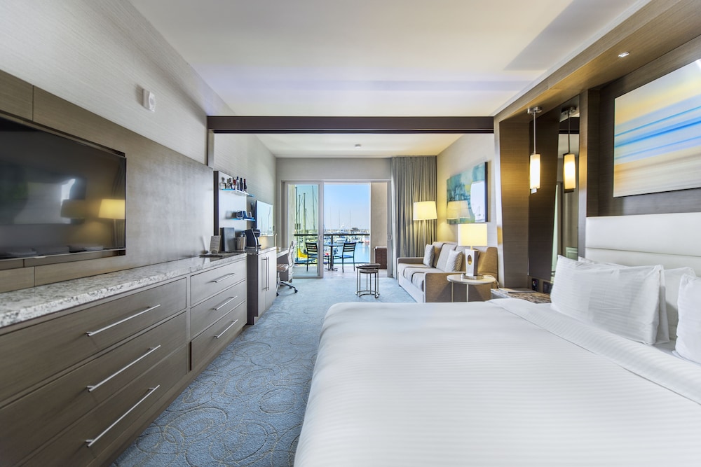 Sky Level Ocean View King Suite