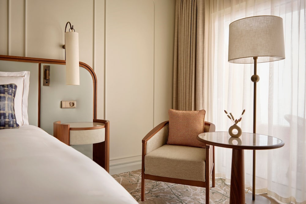 Deluxe Room, Balcony - Photo 8
