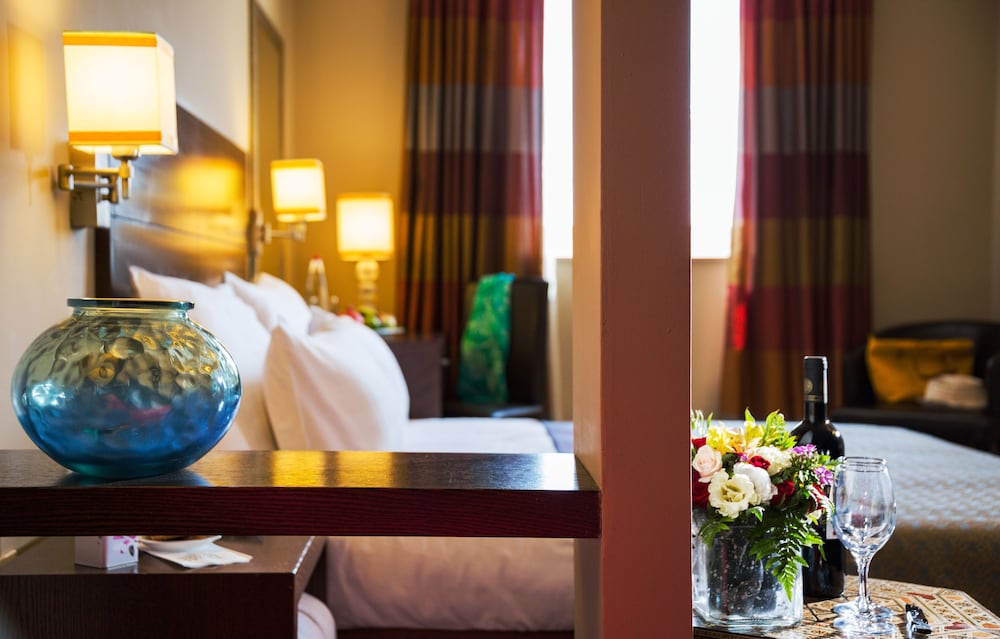 Junior Suite, City View - Photo 1
