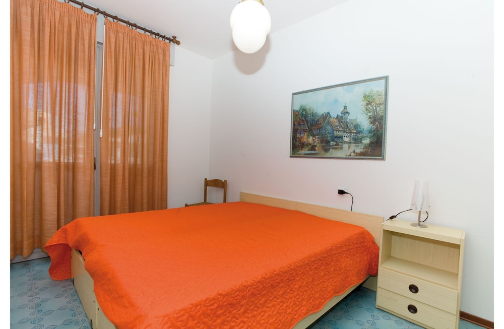 Apartment, 2 Bedrooms (82)