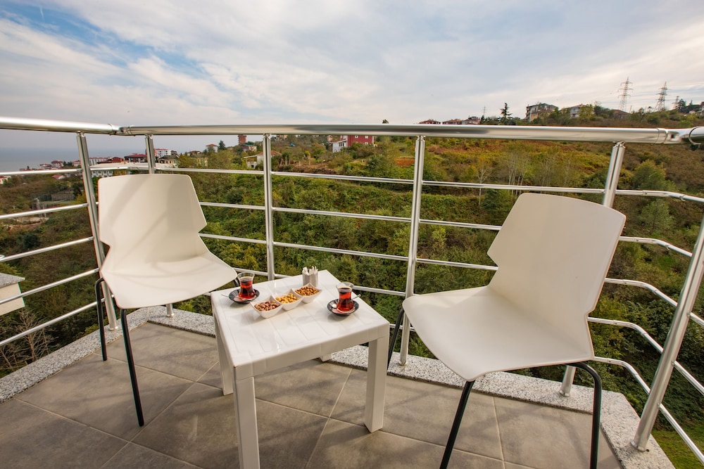 Superior Room, Balcony, Sea View - Photo 4