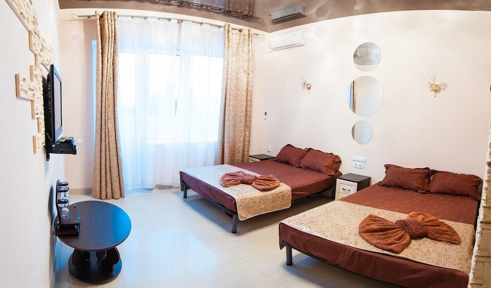 Luxury Suite, Courtyard View photo 2