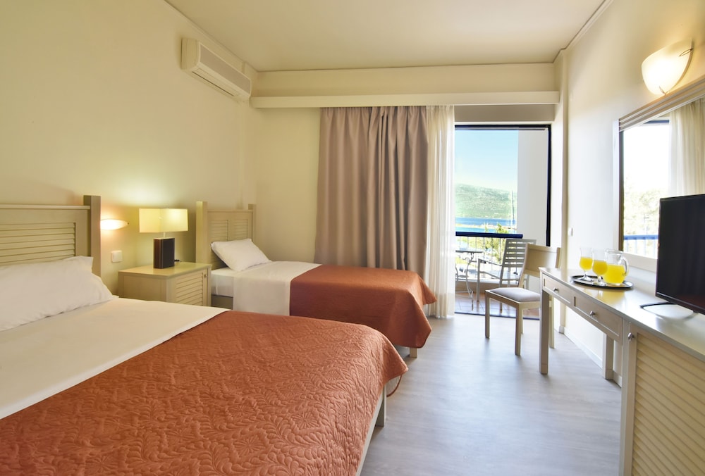 Basic Double or Twin Room photo 1