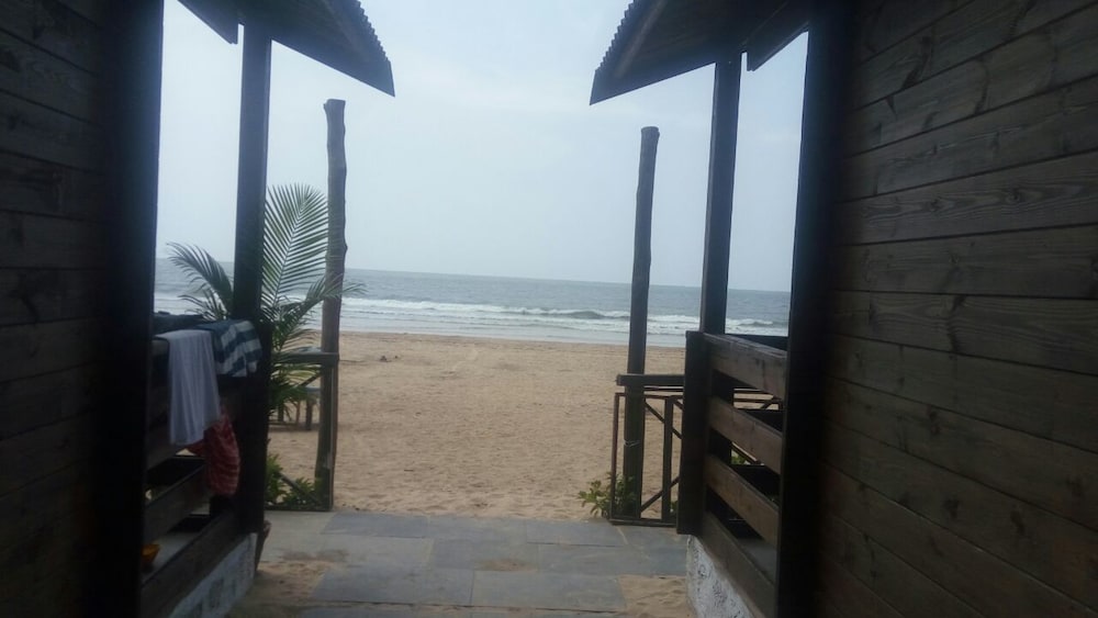 Deluxe ground floor full sea view cottage. photo 2