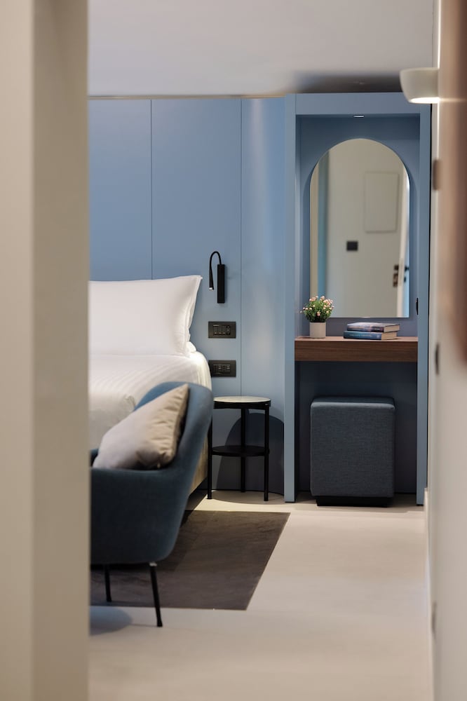 Superior Double or Twin Room, City View photo 3