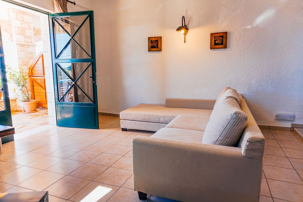 Junior Suite, Sea View photo 2