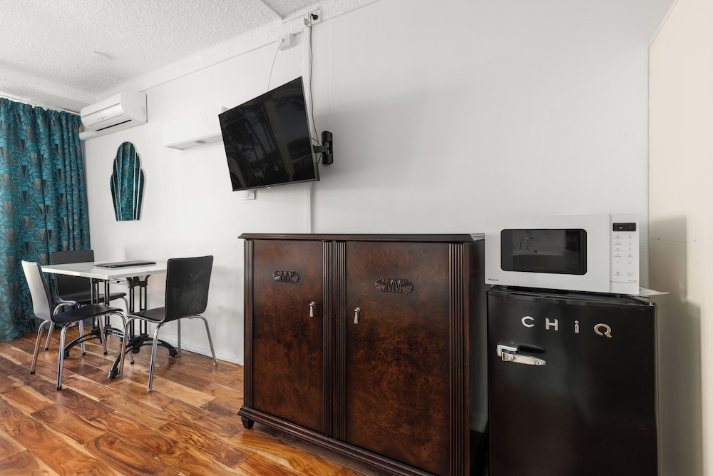 Classic Room, Partial Sea View (Garden View Room) photo 3