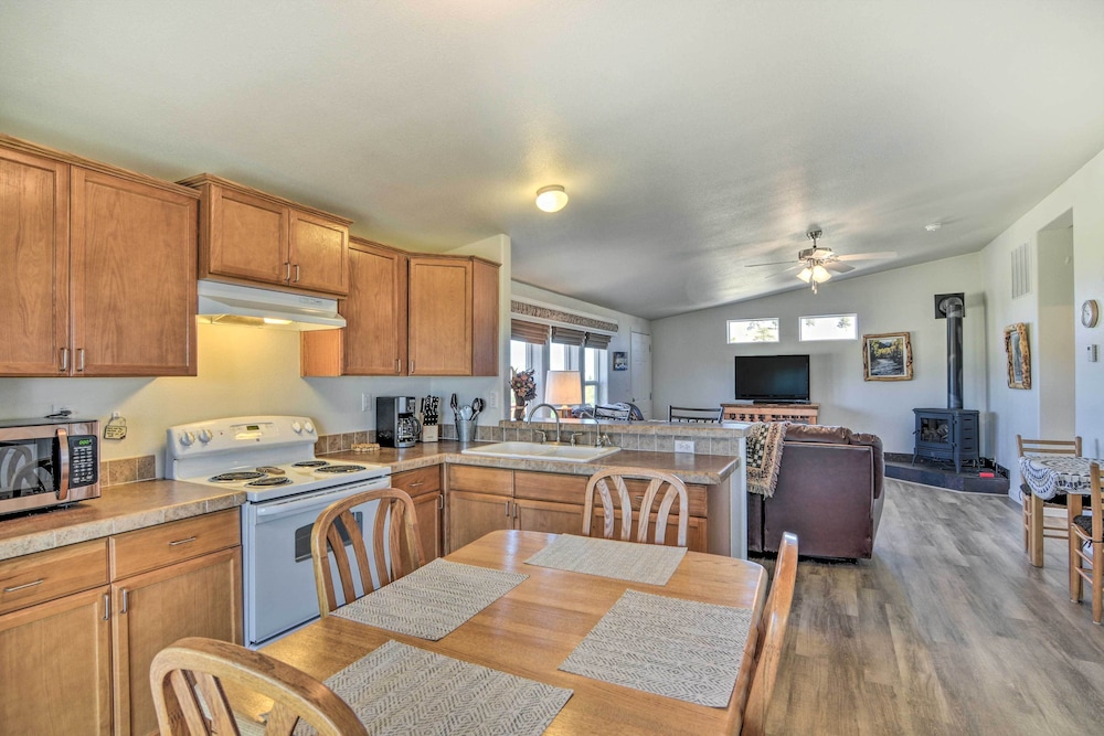 House (2 Bedrooms) photo 2