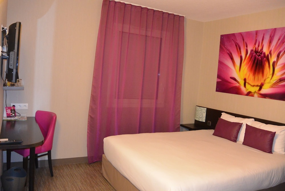 Standard Room - Photo 1